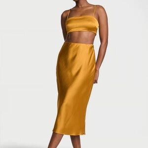 Victoria’s Secret Luxe Satin Slip Skirt Size Small BNWT